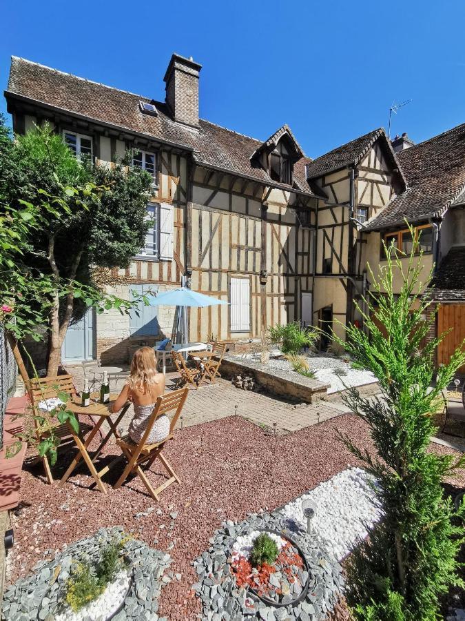 Le Papillon De La Cathedrale - Calme - Jardin - Wifi Appartement Troyes Buitenkant foto